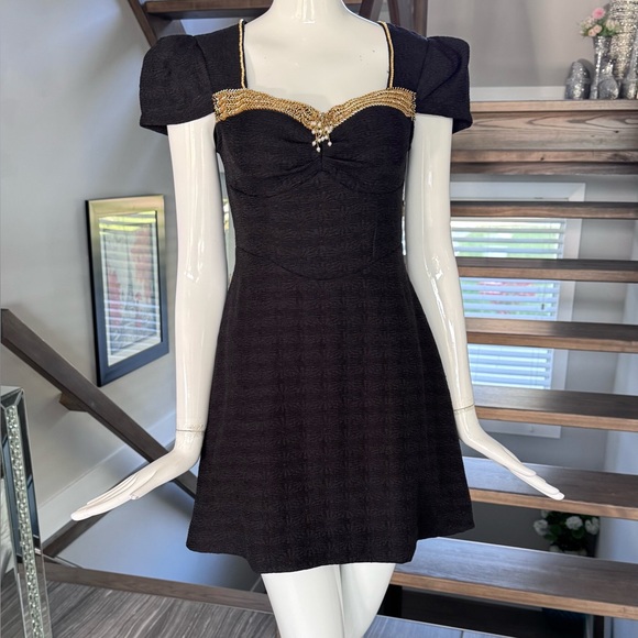 New 🌙 Chic Black and Gold Mini Dress - Picture 2 of 16